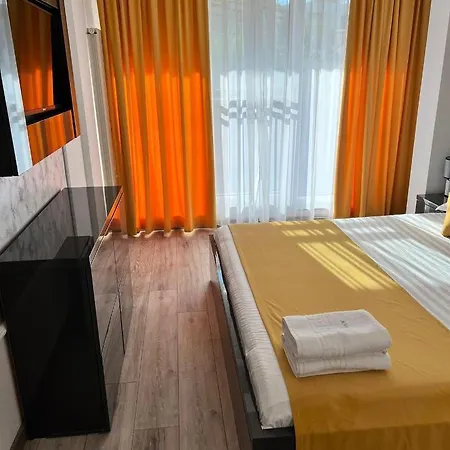 Mav Mamaia Nord 아파트